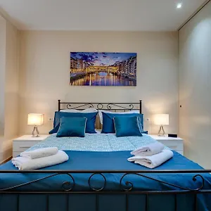https://golden-house-florence.it-tuscanyhotel.com