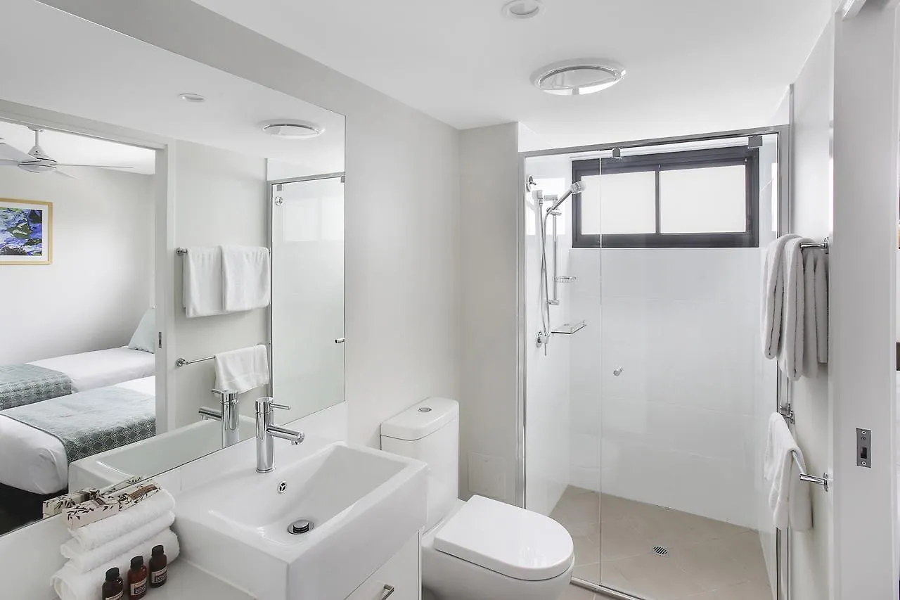 Direct Collective - Sea Breeze Mooloolaba Hotel Australia